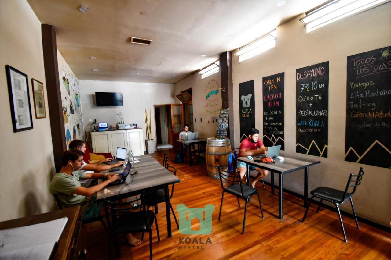 Koala Hostel Мендоса Екстер'єр фото