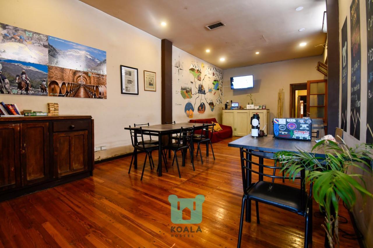 Koala Hostel Мендоса Екстер'єр фото